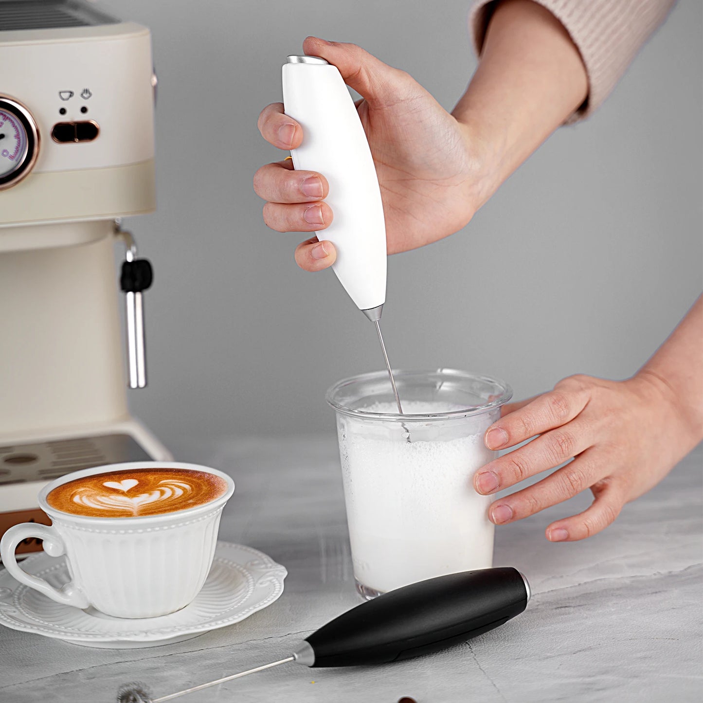 Electric Handheld Bubble Drink  And Coffee Blender